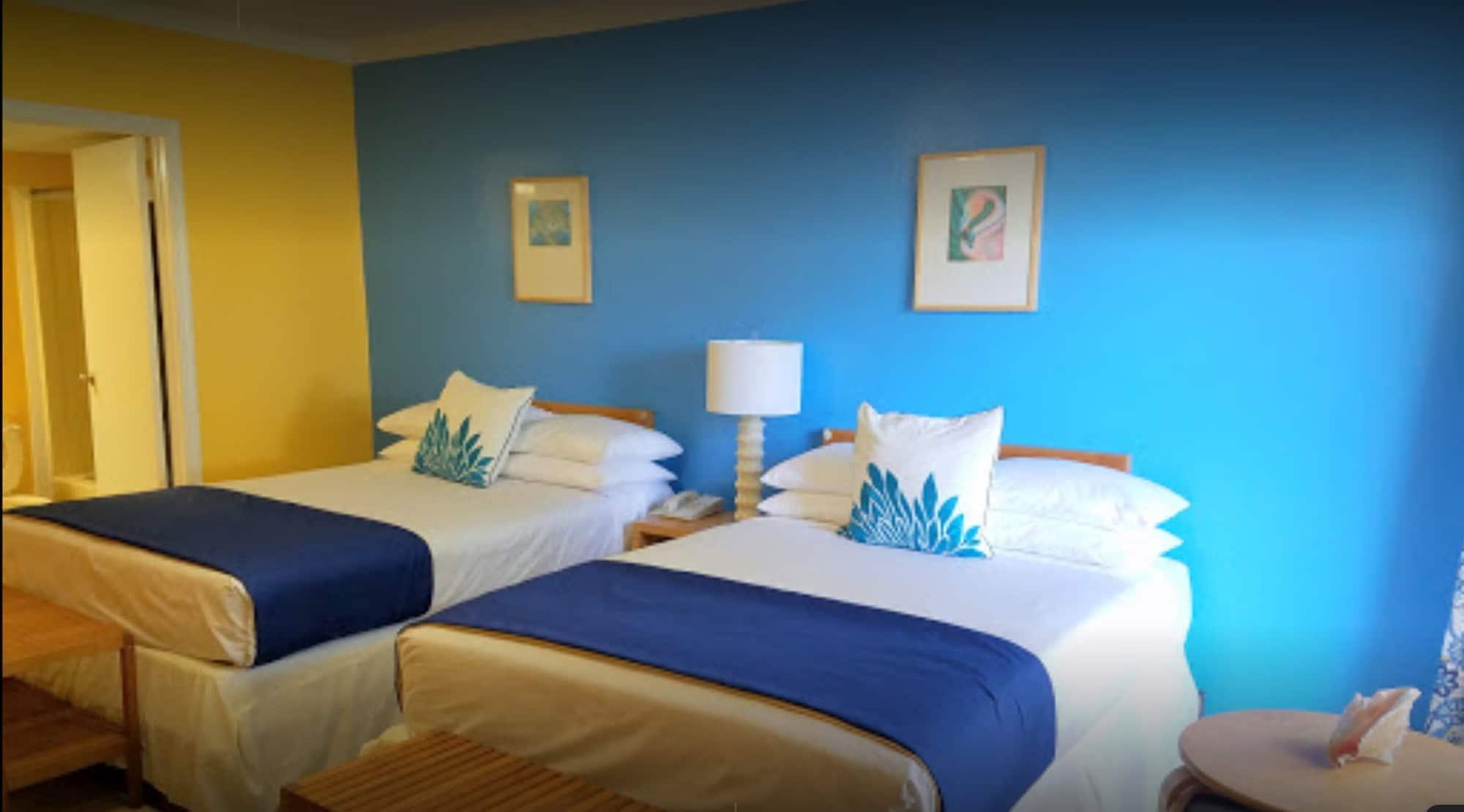 Flamingo Bay Hotel & Marina Freeport Ngoại thất bức ảnh