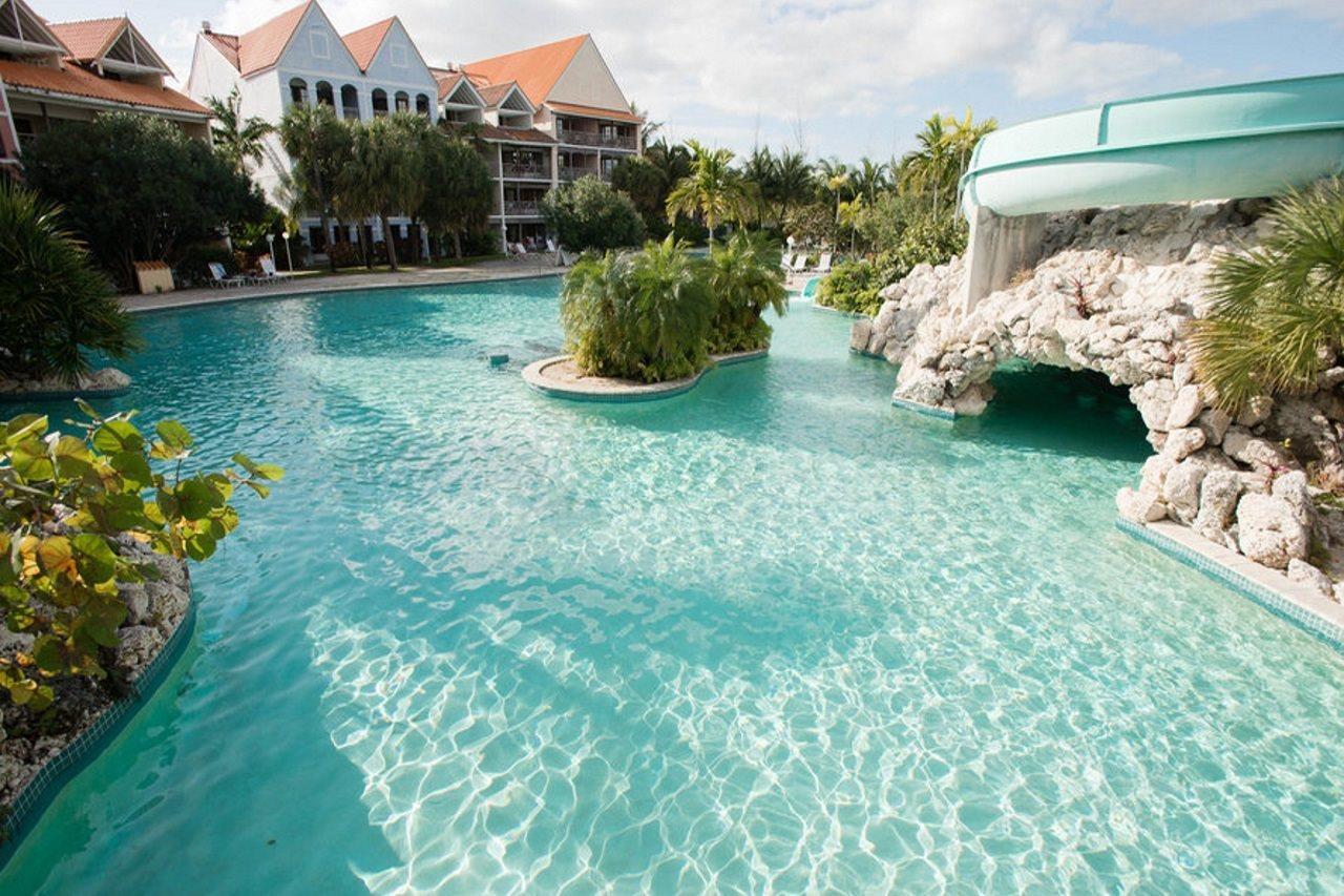 Flamingo Bay Hotel & Marina Freeport Ngoại thất bức ảnh