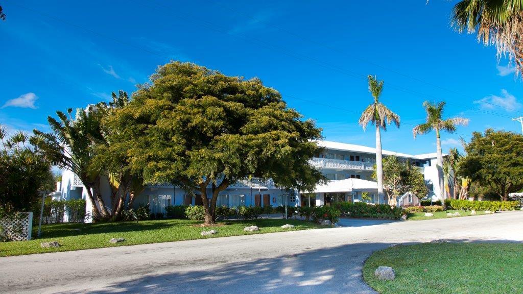 Flamingo Bay Hotel & Marina Freeport Ngoại thất bức ảnh